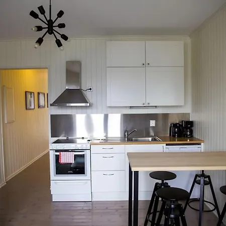Warm And Cozy In Centrum Of * Henningsvær